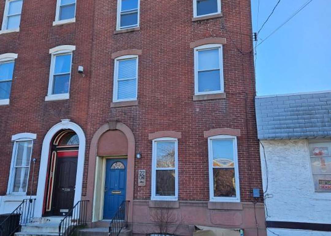 Property main image